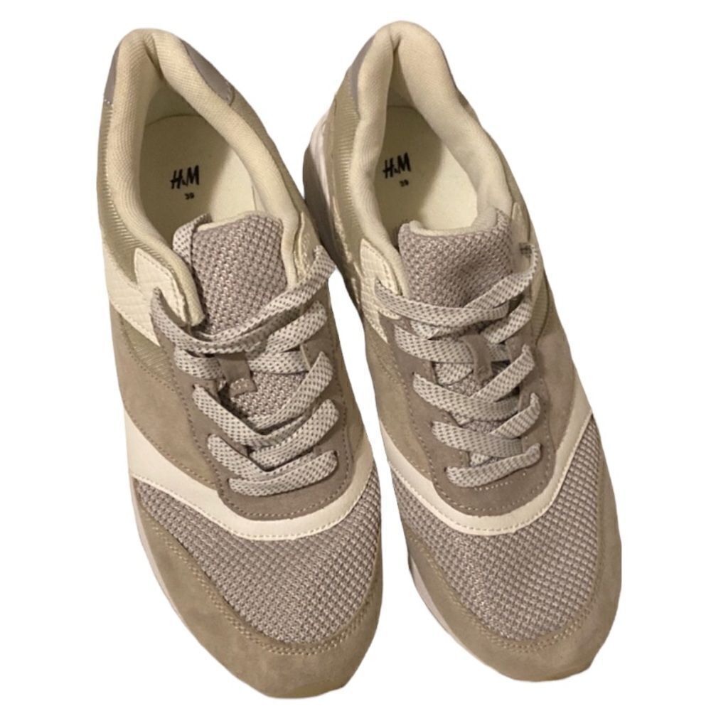 H&M sneakers. Very good condition. Size 39